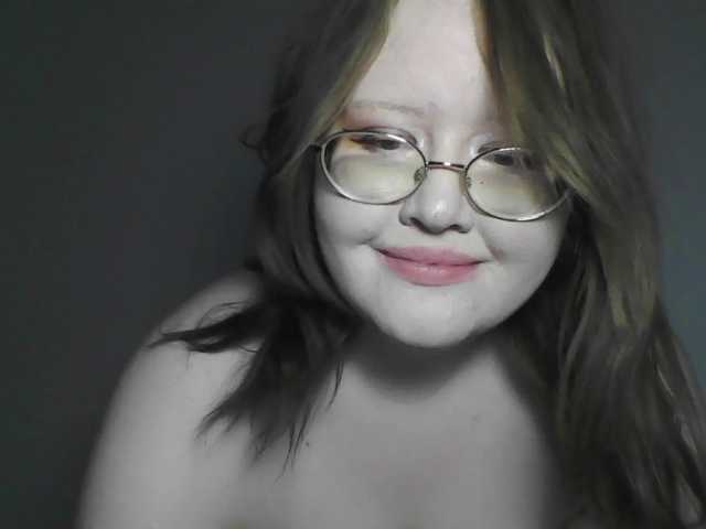 sweettycake live cam on BongaCams