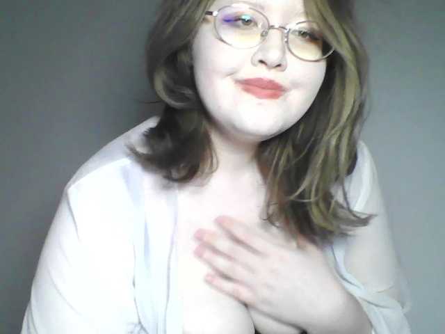 sweettycake live cam on BongaCams