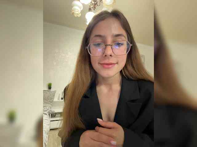 Scarlet_Noir webcam