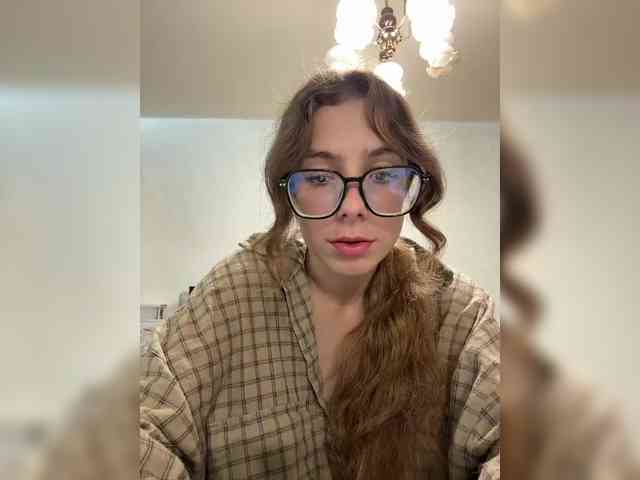 Scarlet_Noir webcam