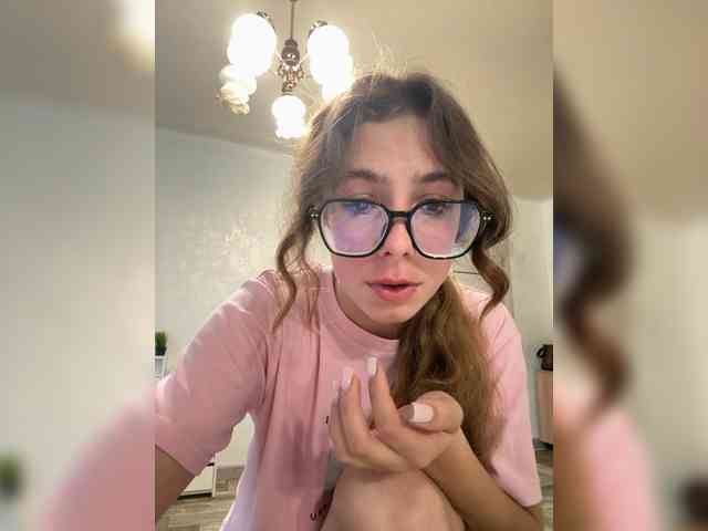 Lera-Antonovna Live Webcam on BongaCams