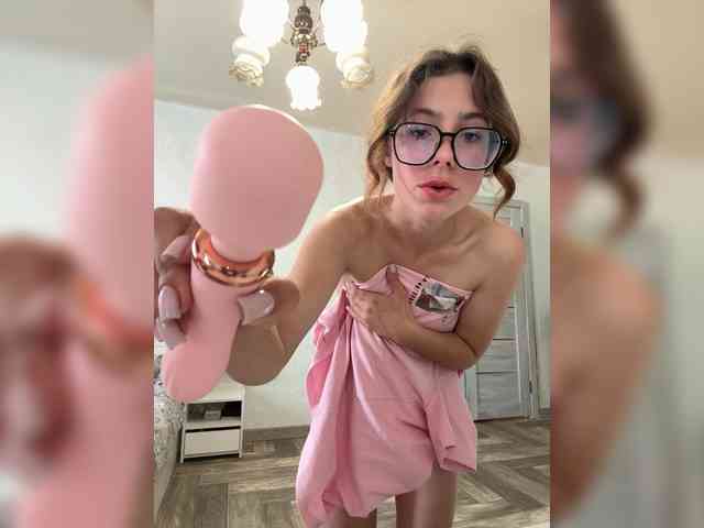 Lera-Antonovna Live Webcam on BongaCams