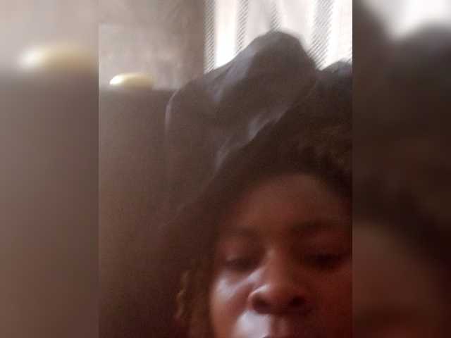 Dely live cam