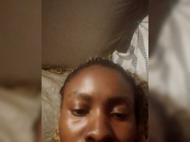 Dely live cam