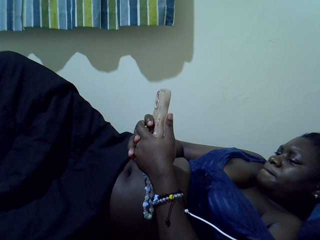 Ebony-Quinter live cam