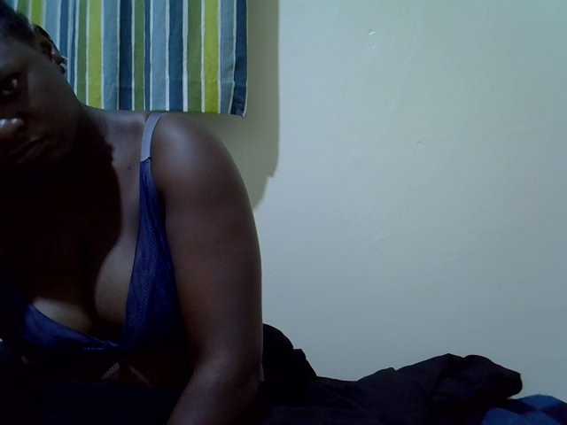 Ebony-Quinter live cam on BongaCams