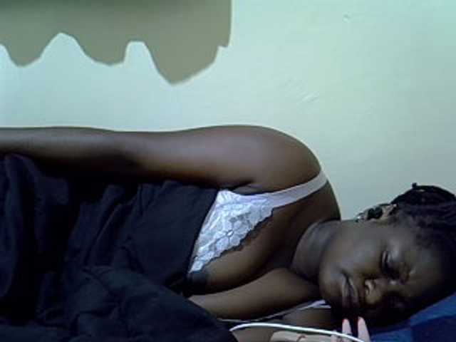 Ebony-Quinter live cam on BongaCams