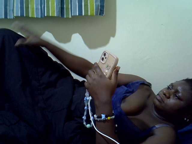 Ebony-Quinter live cam