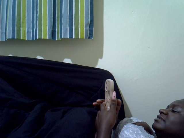 Ebony-Quinter live cam on BongaCams