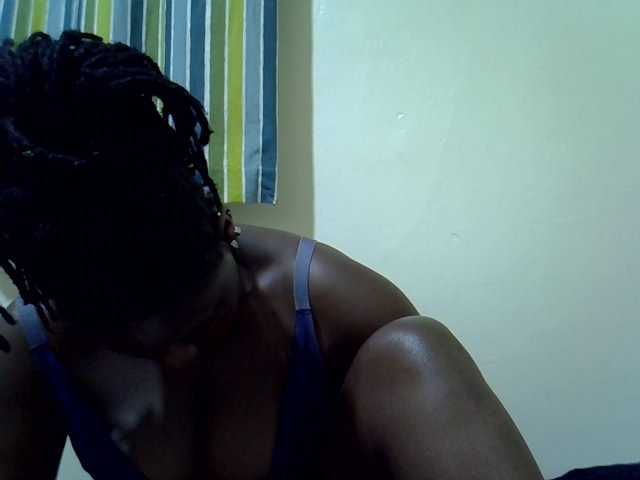 Ebony-Quinter live cam on BongaCams