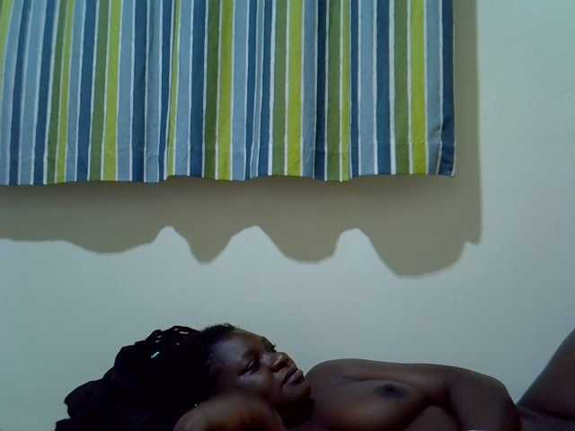 Ebony-Quinter live cam on BongaCams