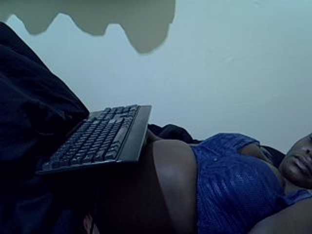 Ebony-Quinter live cam on BongaCams