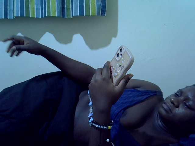 Ebony-Quinter live cam