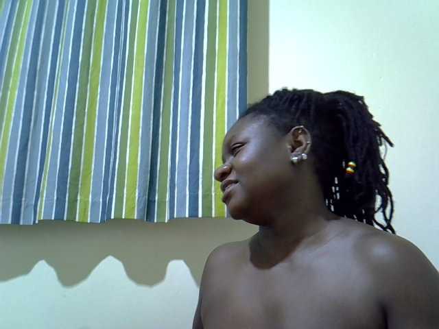 Ebony-Quinter live cam on BongaCams