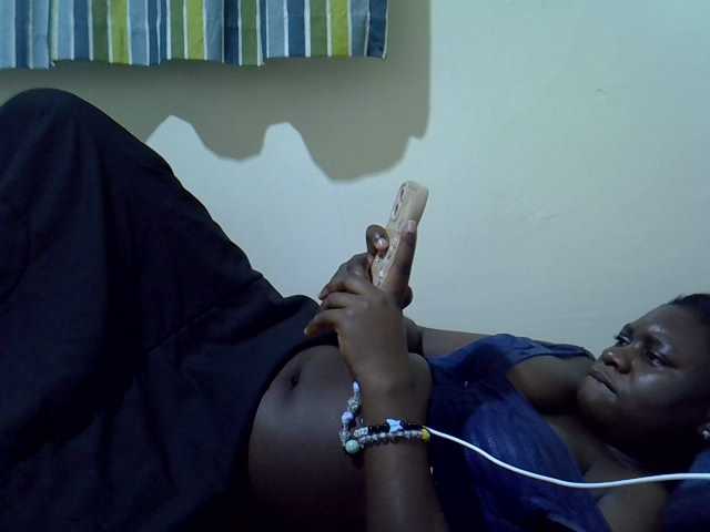 Ebony-Quinter live cam