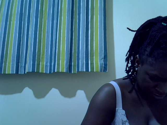 Ebony-Quinter live cam on BongaCams