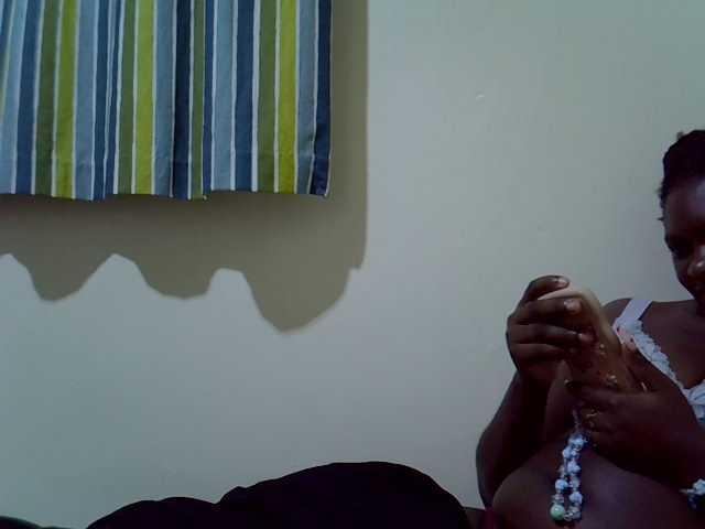 Ebony-Quinter live cam on BongaCams