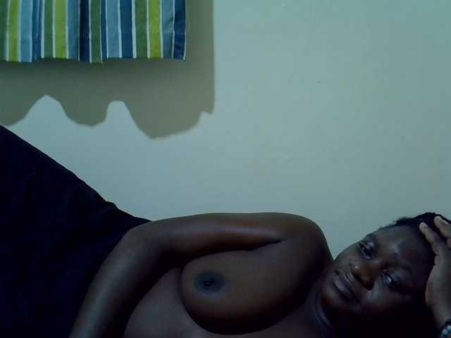 Ebony-Quinter live cam on BongaCams