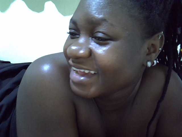 Ebony-Quinter live cam on BongaCams