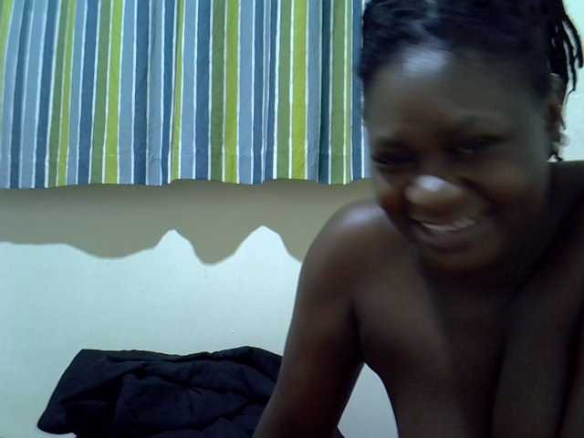 Ebony-Quinter live cam on BongaCams