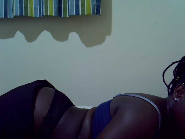 Ebony-Quinter live cam