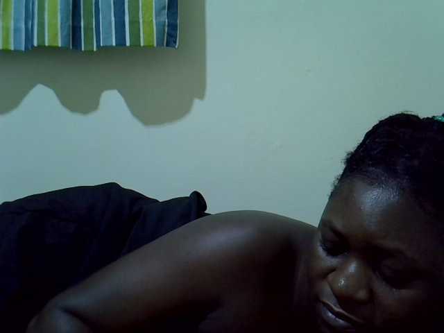 Ebony-Quinter live cam on BongaCams