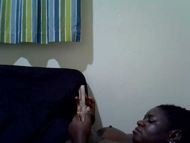 Ebony-Quinter live cam
