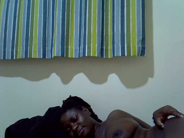 Ebony-Quinter live cam on BongaCams