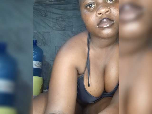 Just-c live cam on BongaCams
