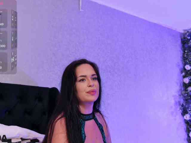 NicollePink