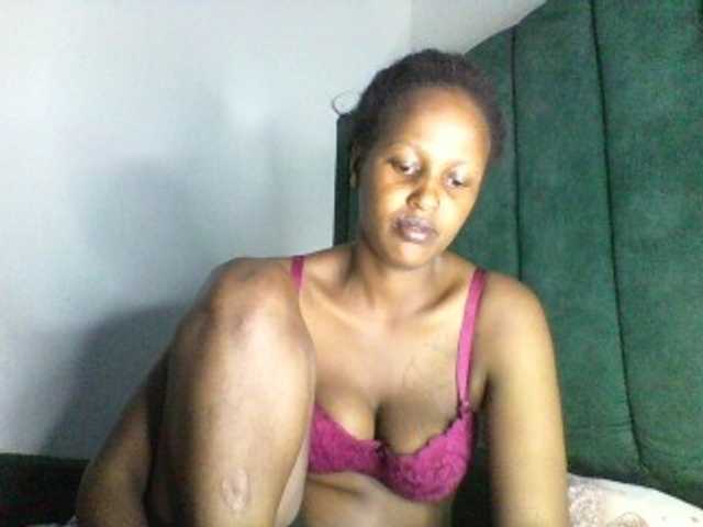 Sweetpussyhot live cam on BongaCams
