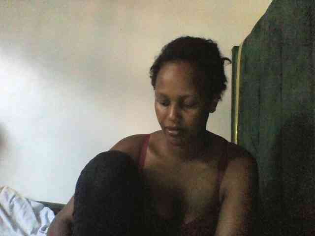 Sweetpussyhot webcam