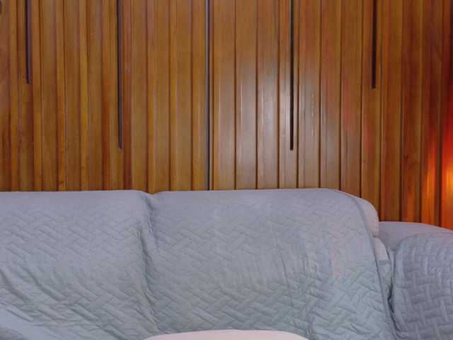 Miia-Velvet live cam on BongaCams