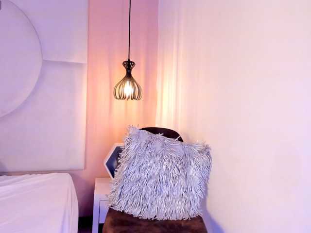 Miia-Velvet live cam on BongaCams