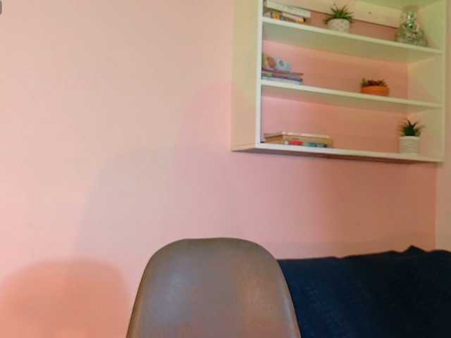 Miia-Velvet live cam on BongaCams