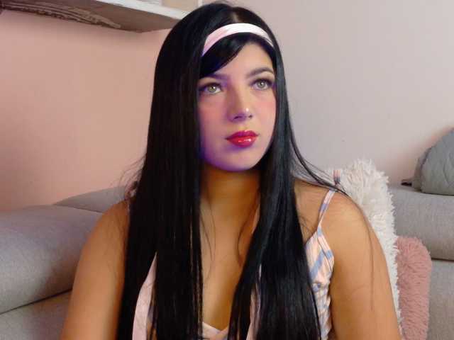 Miia-Velvet live cam on BongaCams