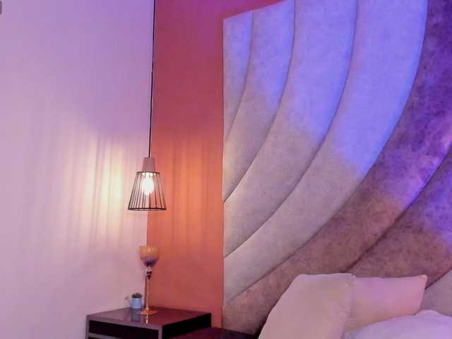 Miia-Velvet live cam on BongaCams