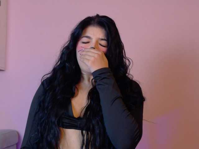 Miia-Velvet live cam on BongaCams