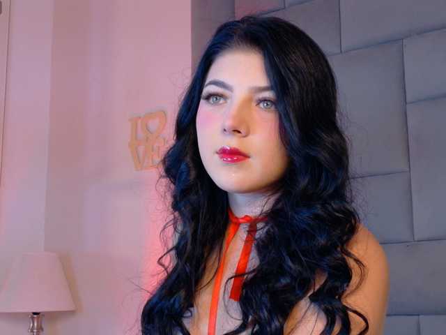 Miia-Velvet live cam on BongaCams