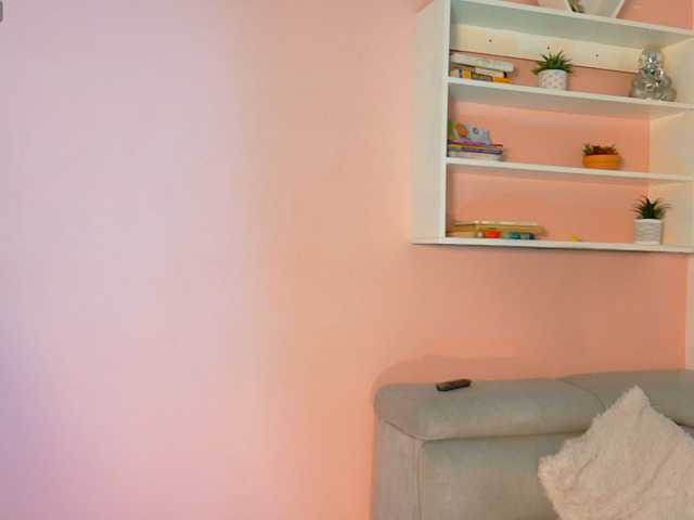 Miia-Velvet live cam on BongaCams