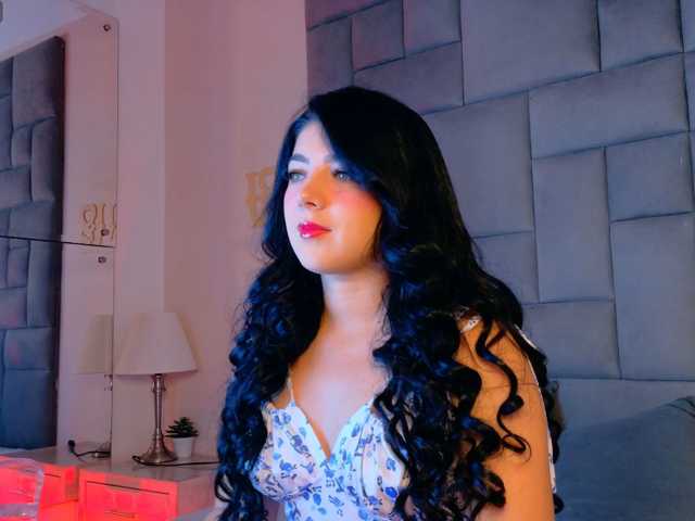Miia-Velvet live cam on BongaCams