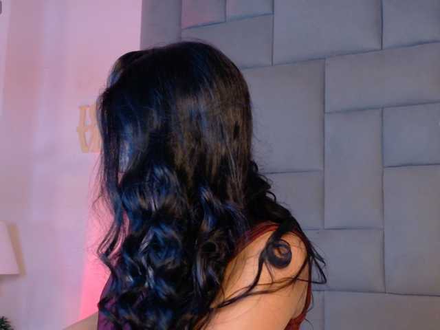 Miia-Velvet live cam on BongaCams
