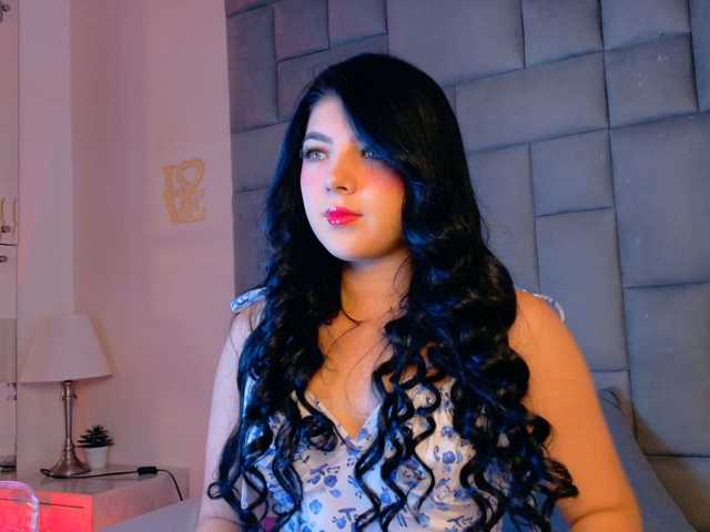 Miia-Velvet live cam on BongaCams