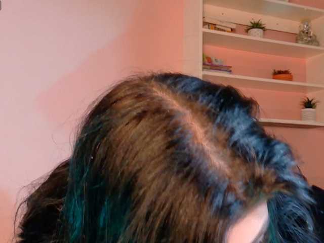 Miia-Velvet live cam on BongaCams