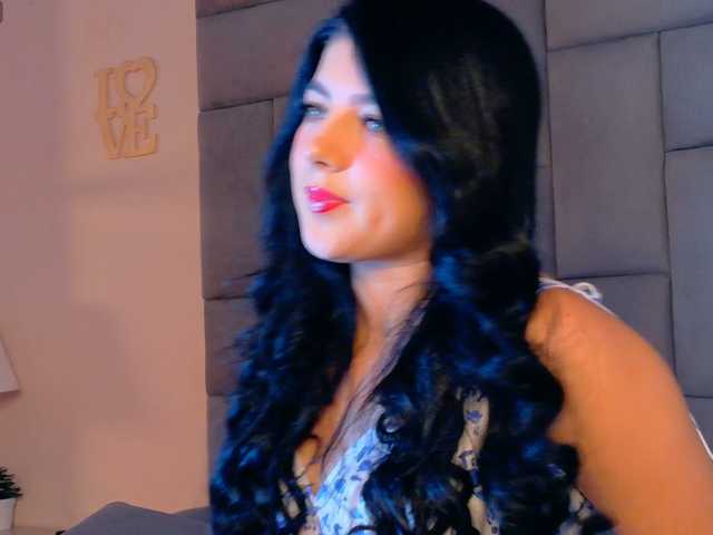 Miia-Velvet live cam on BongaCams