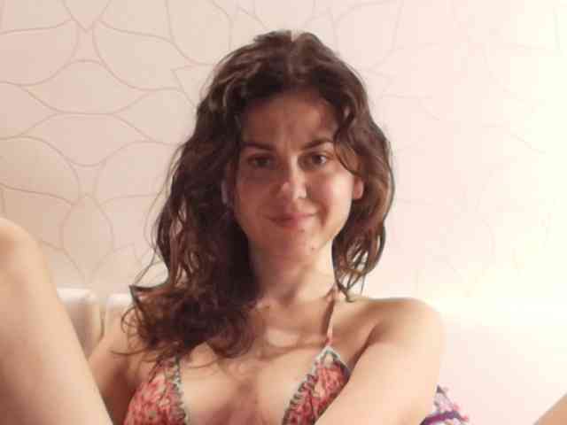 Millie_3 webcam