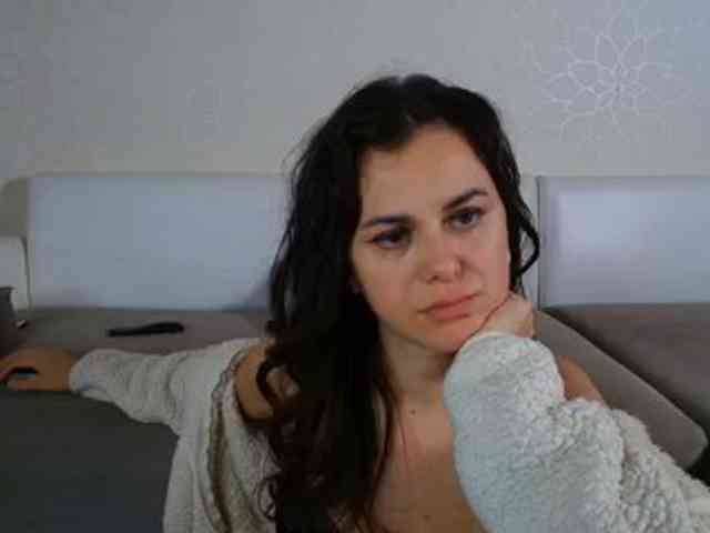 Millie_3 webcam