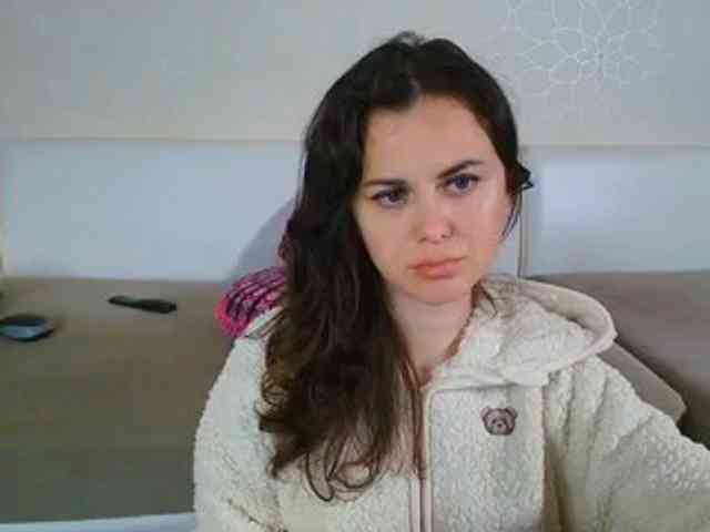 Millie_3 webcam