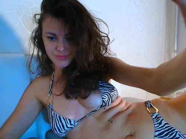 Mady3 Live Webcam on BongaCams