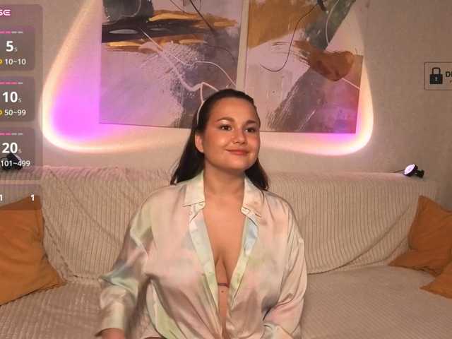 le modèle Alicelame est en webcam porno dans un show sur le site bongacams, il possède les tags suivants: White/Caucasian,Brunette,Shaved